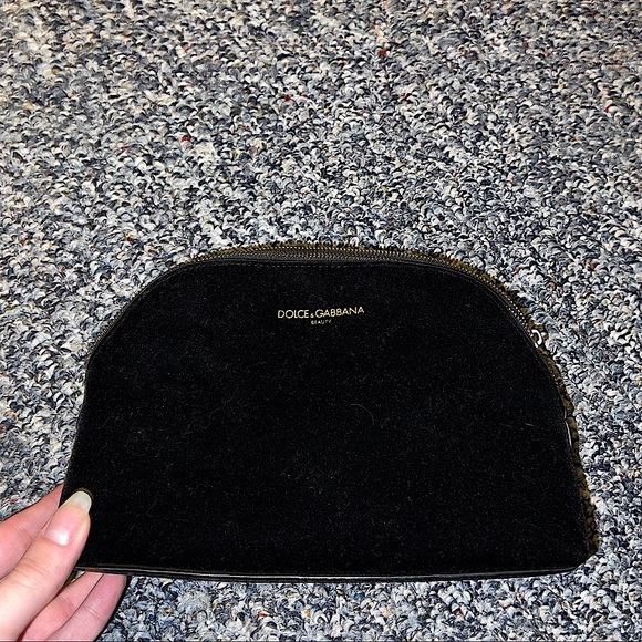Dolce & Gabbana Beauty Black Velvet Makeup Bag - Picture 2 of 6